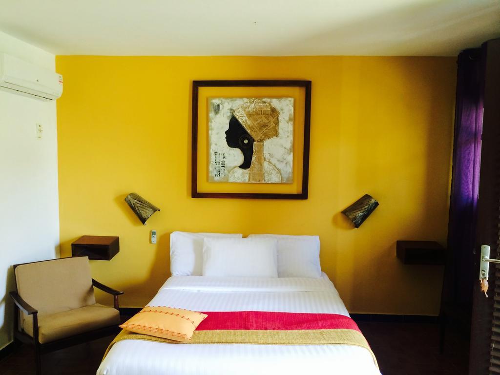 Hotel Sunugal Сали Портудал Екстериор снимка